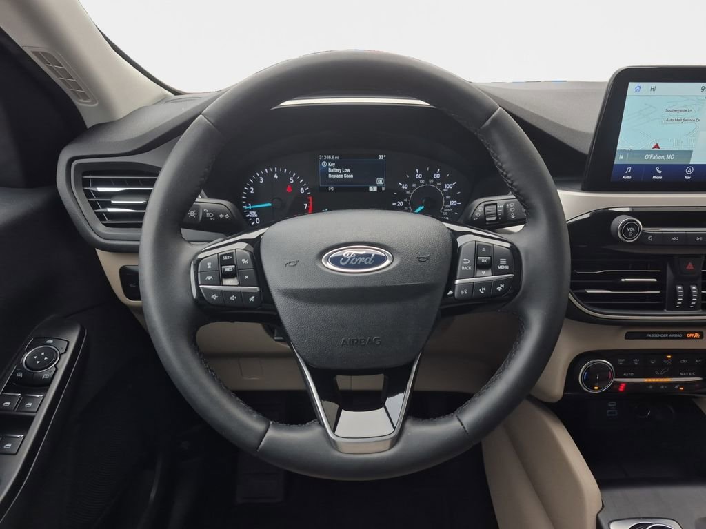Used 2022 Ford Escape SEL image 11
