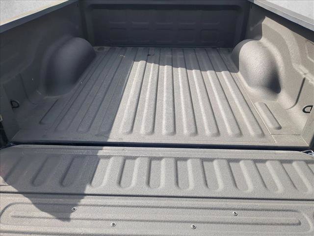 Used 2012 RAM 1500 Classic SLT w/ Remote Start & Security Group AWD/4WD image 6