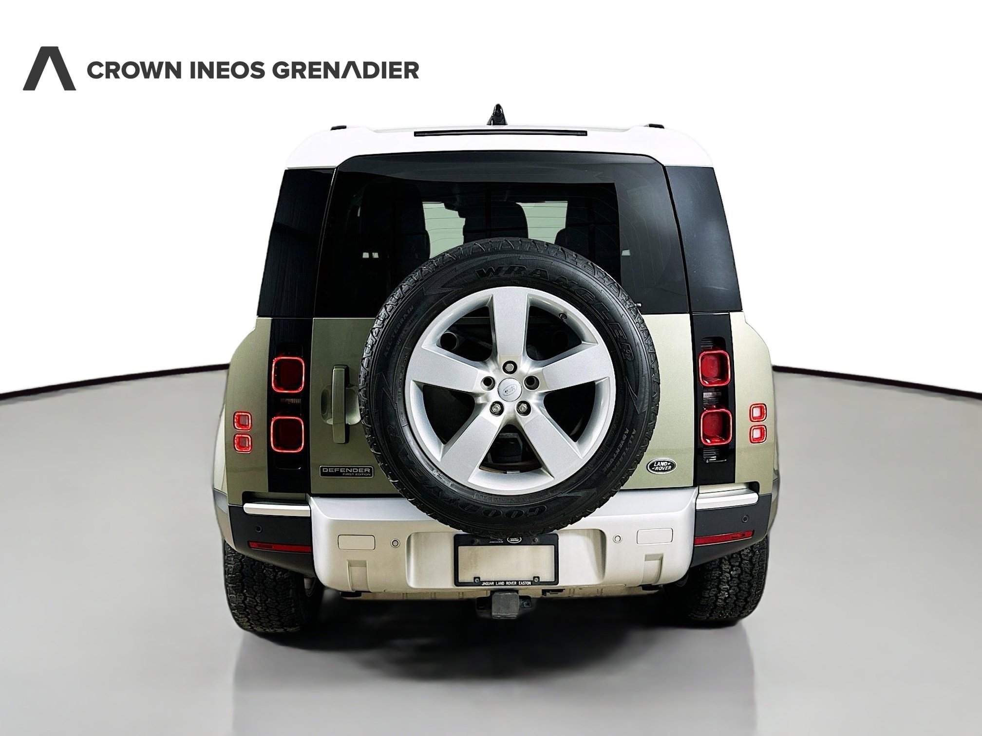 Used 2021 Land Rover Defender 90 First Edition image 35