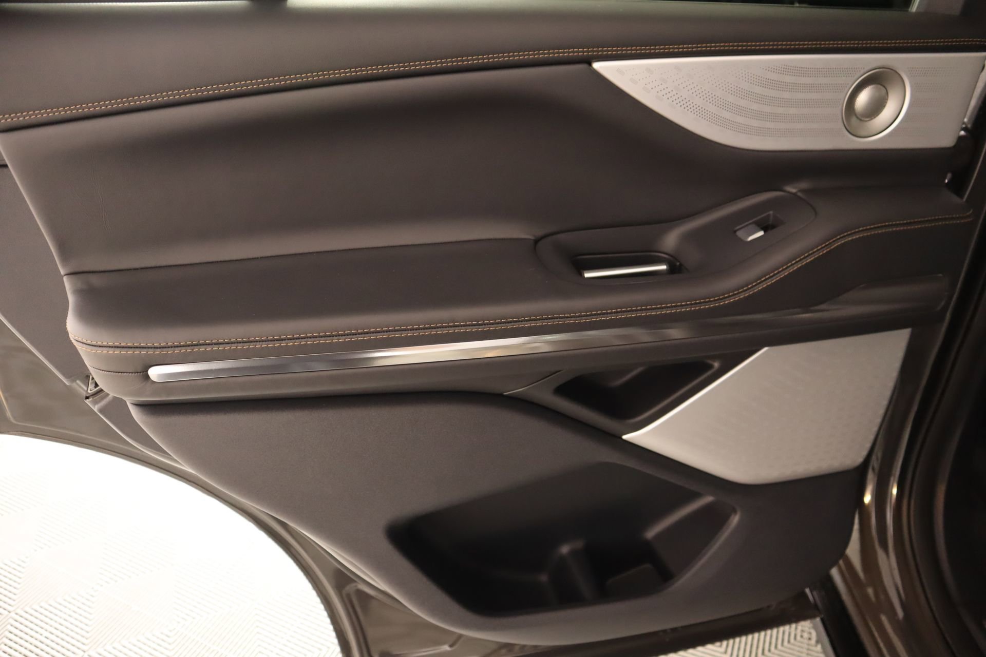 New 2026 Lincoln Navigator Black Label image 19