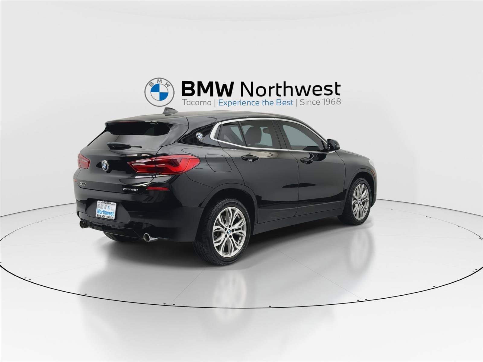 Used 2020 BMW X2 xDrive28i w/ Premium Package AWD/4WD image 3