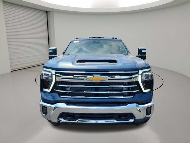 New 2026 Chevrolet Silverado 3500 LTZ w/ LTZ Plus Package AWD/4WD image 2