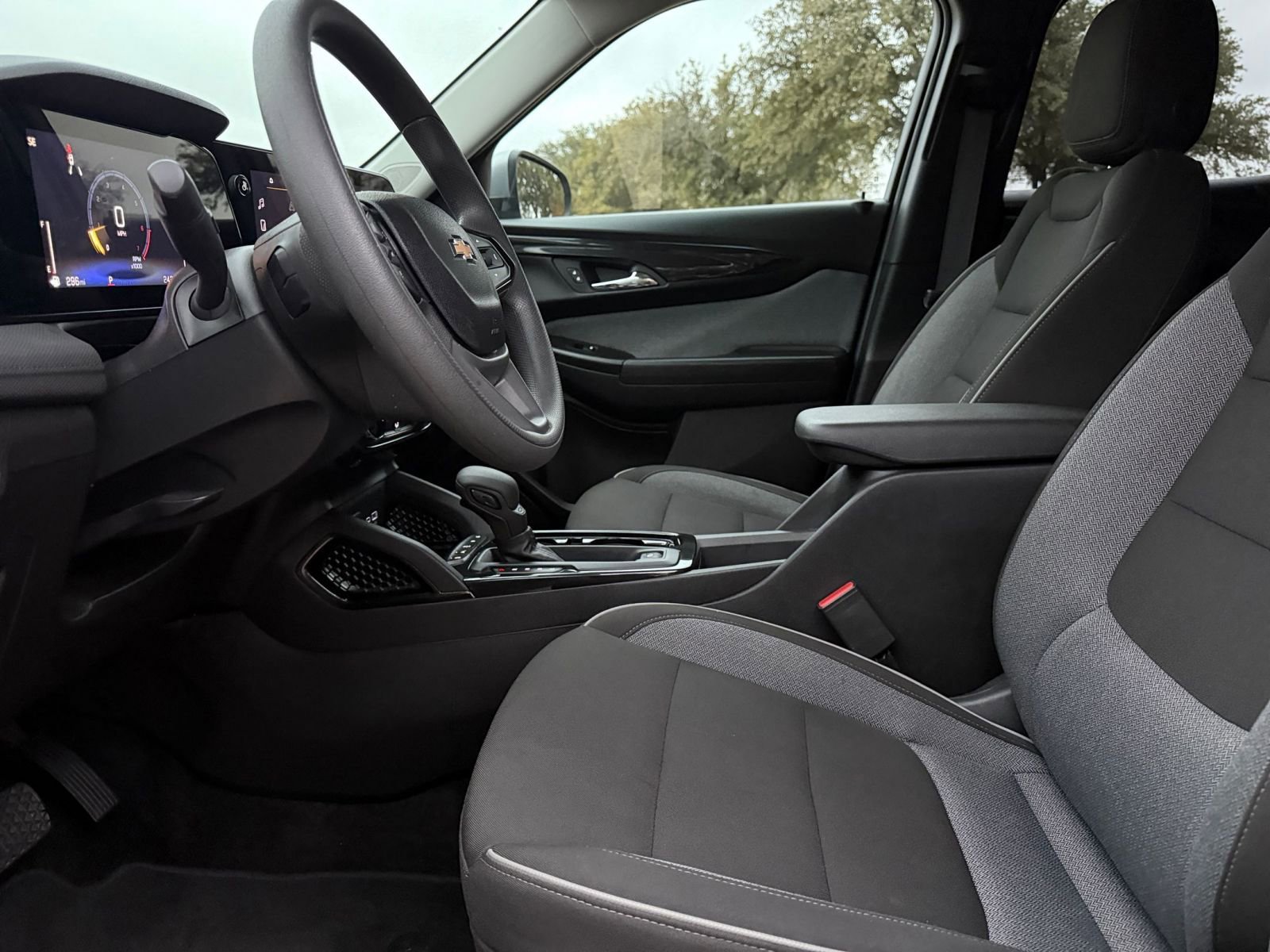 Used 2025 Chevrolet TrailBlazer LT image 27