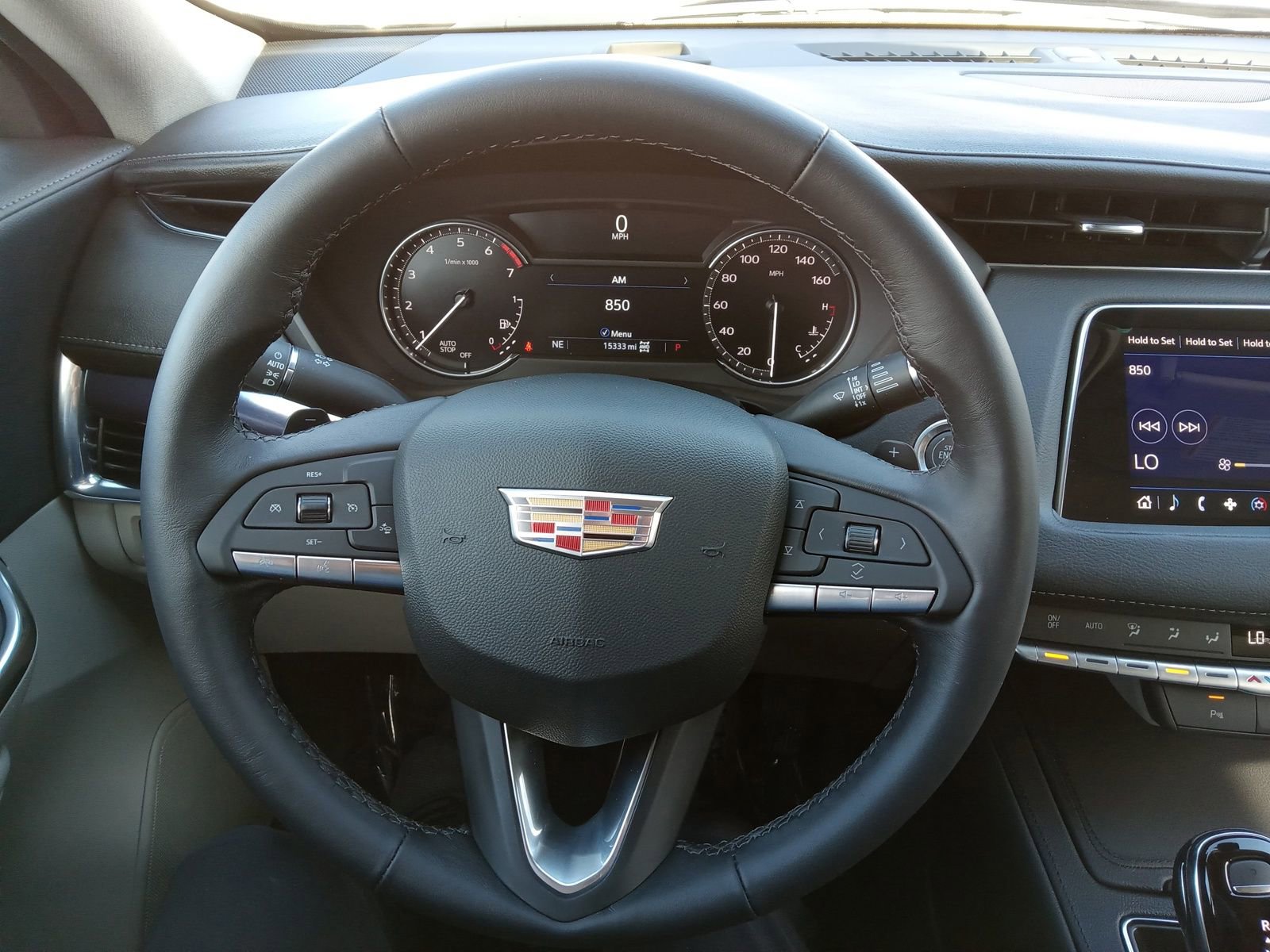 Used 2023 Cadillac XT4 Luxury image 10