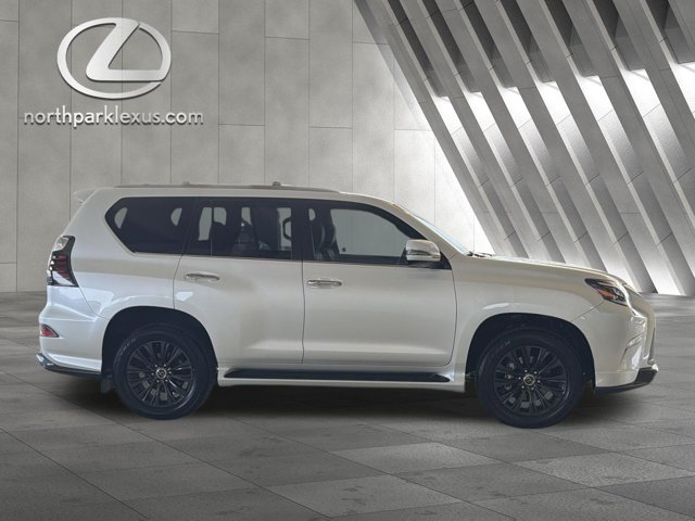 Certified 2023 Lexus GX 460 Premium w/ Accessory Package AWD/4WD image 4