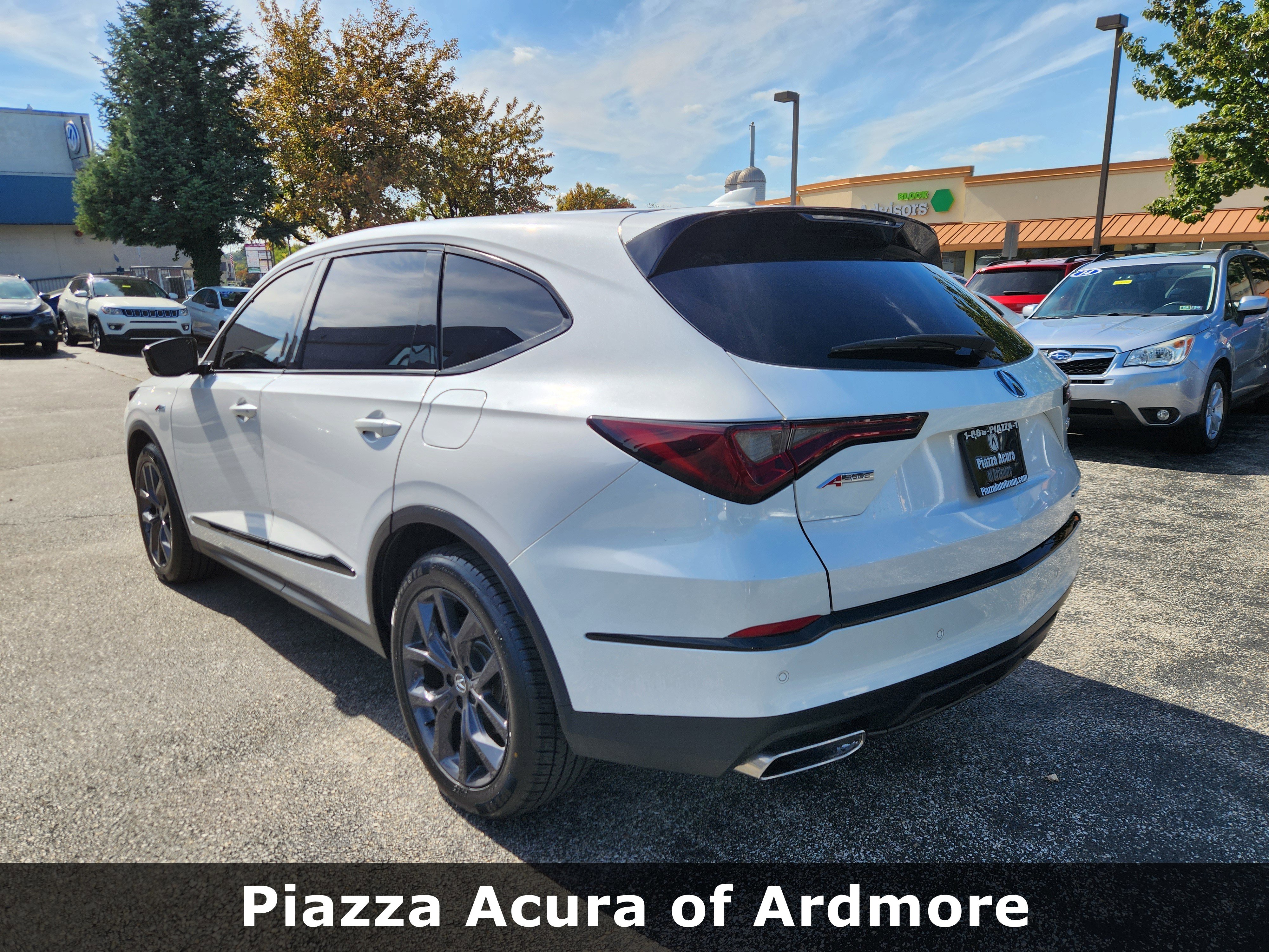 Certified 2023 Acura MDX A-Spec image 3
