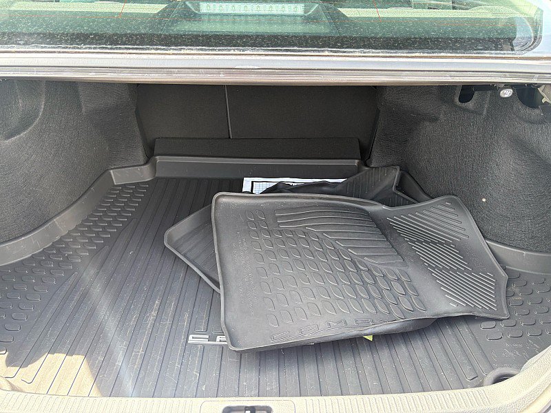 Used 2023 Toyota Camry LE FWD image 8