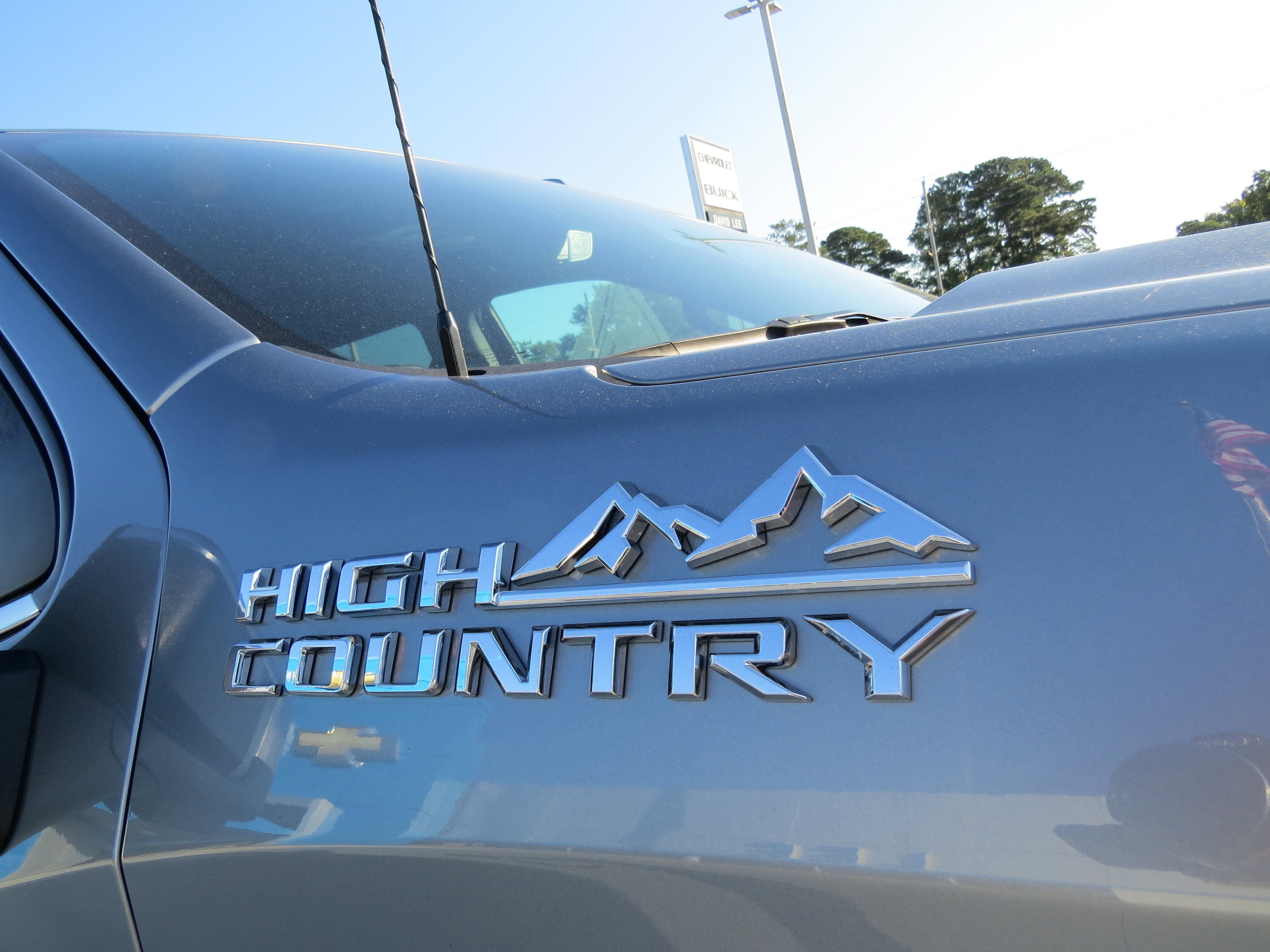 Used 2024 Chevrolet Silverado 1500 High Country w/ Technology Package AWD/4WD image 10