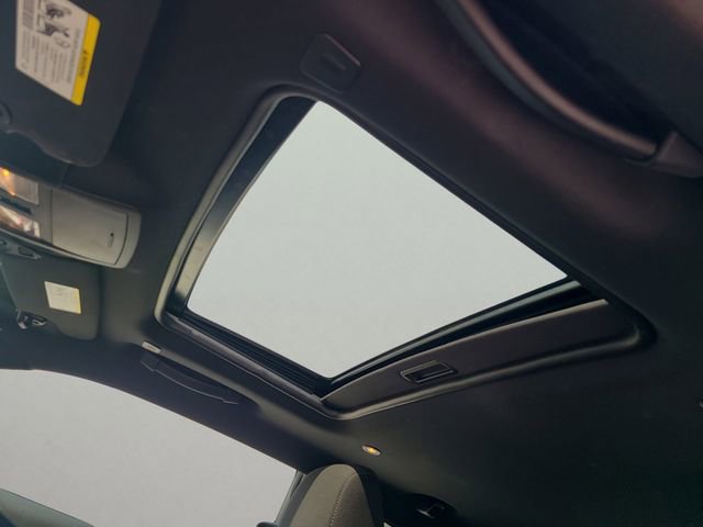 Used 2022 Dodge Challenger GT image 16