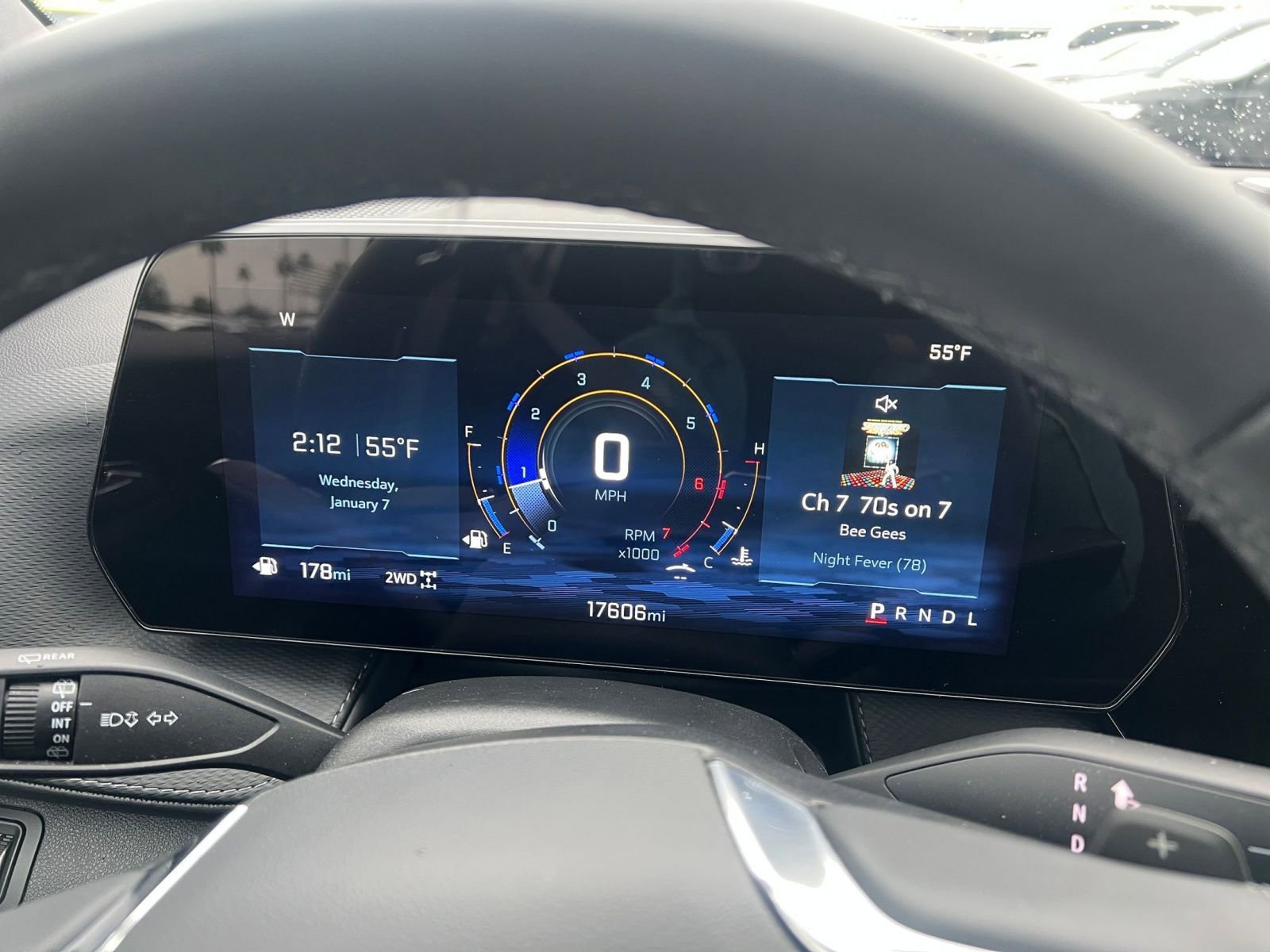 Used 2025 Chevrolet Equinox LT image 40