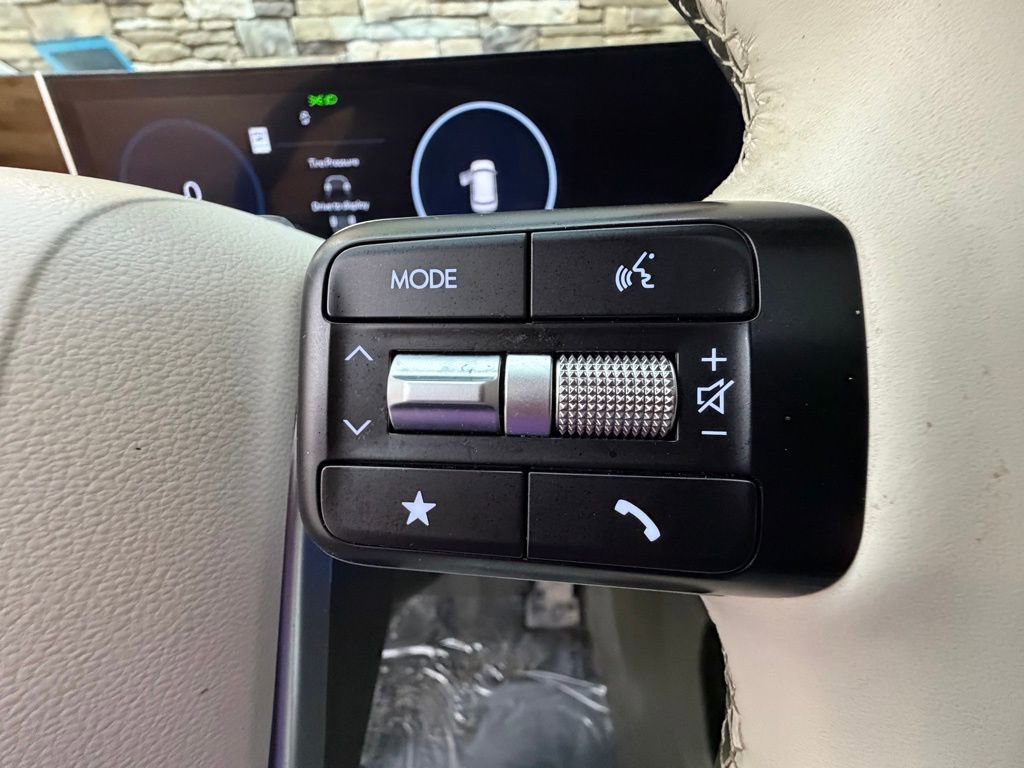 Used 2024 Hyundai Santa Fe Calligraphy image 23