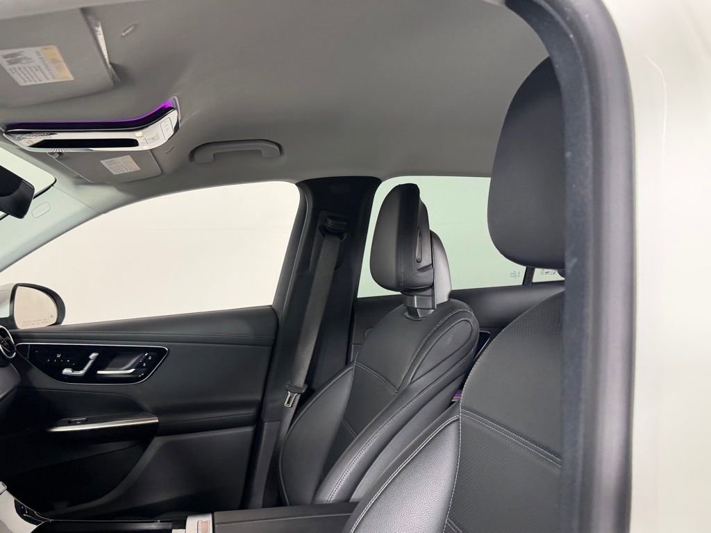 Used 2024 Mercedes-Benz GLC 300 image 22