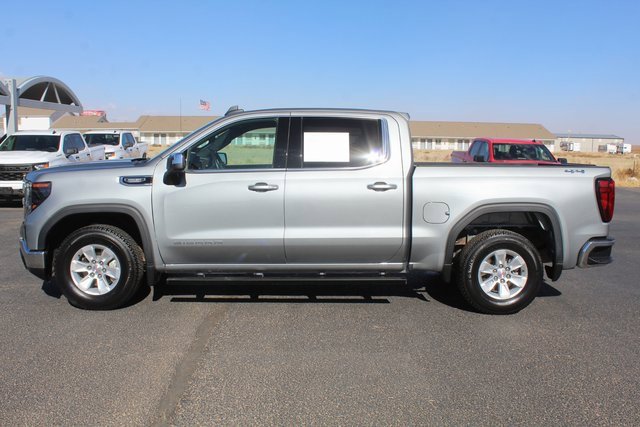 Used 2024 GMC Sierra 1500 SLE image 10