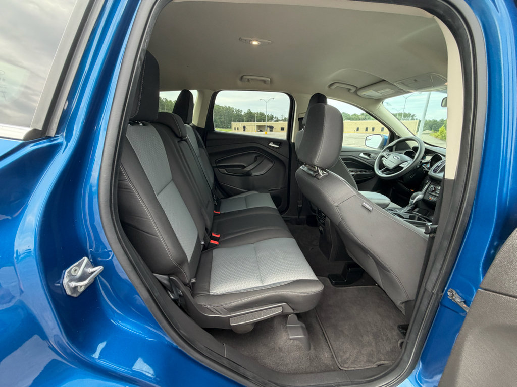 Used 2019 Ford Escape SE FWD image 18