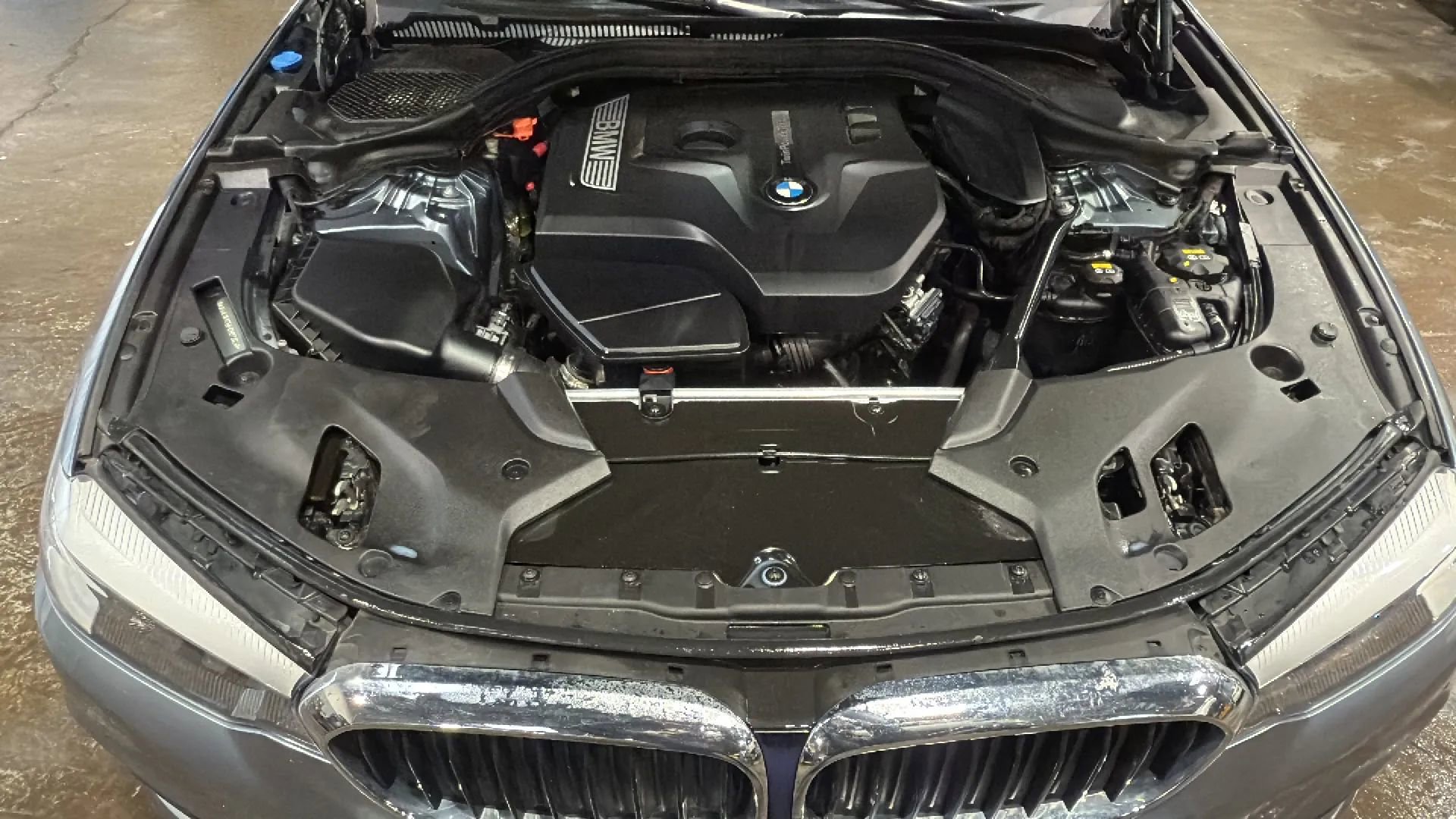 Used 2018 BMW 530i xDrive image 24