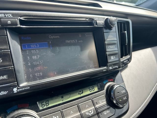 Used 2015 Toyota RAV4 Limited w/ Technology Package AWD/4WD image 13