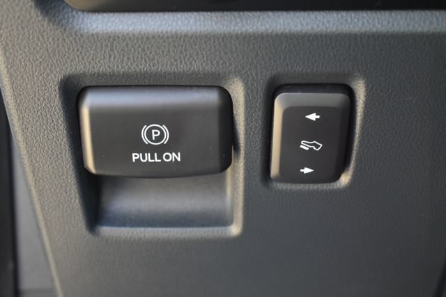 Used 2023 Ford F150 Lariat AWD/4WD image 5