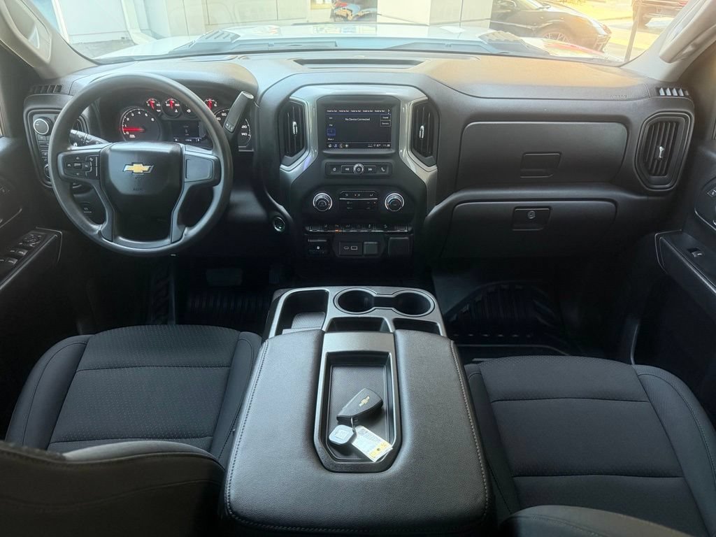 Used 2025 Chevrolet Silverado 2500 W/T AWD/4WD image 16