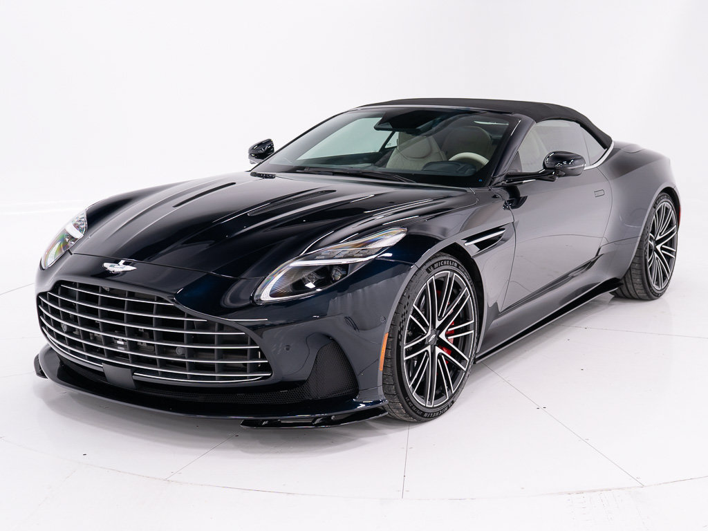 Used 2024 Aston Martin DB12 Convertible RWD image 10