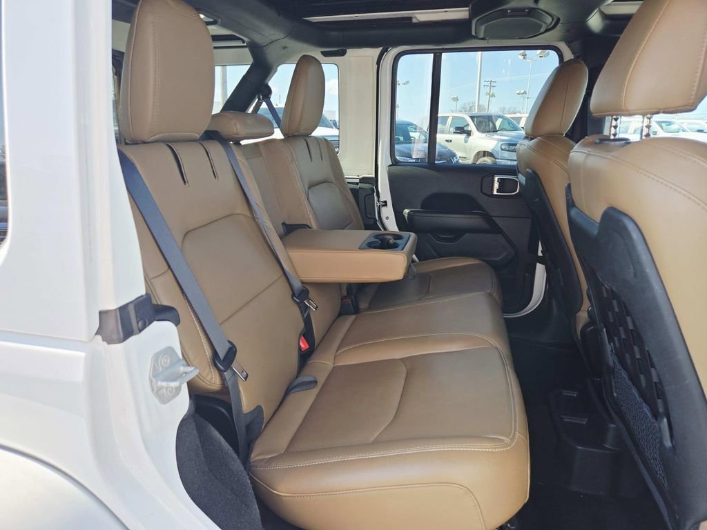 Used 2021 Jeep Wrangler Unlimited Rubicon 4xe w/ Steel Bumper Group image 20