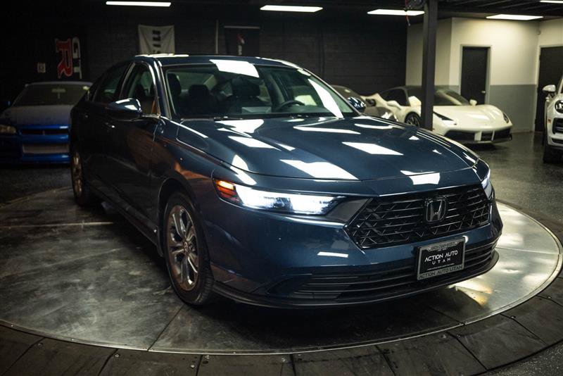 Used 2023 Honda Accord EX image 5