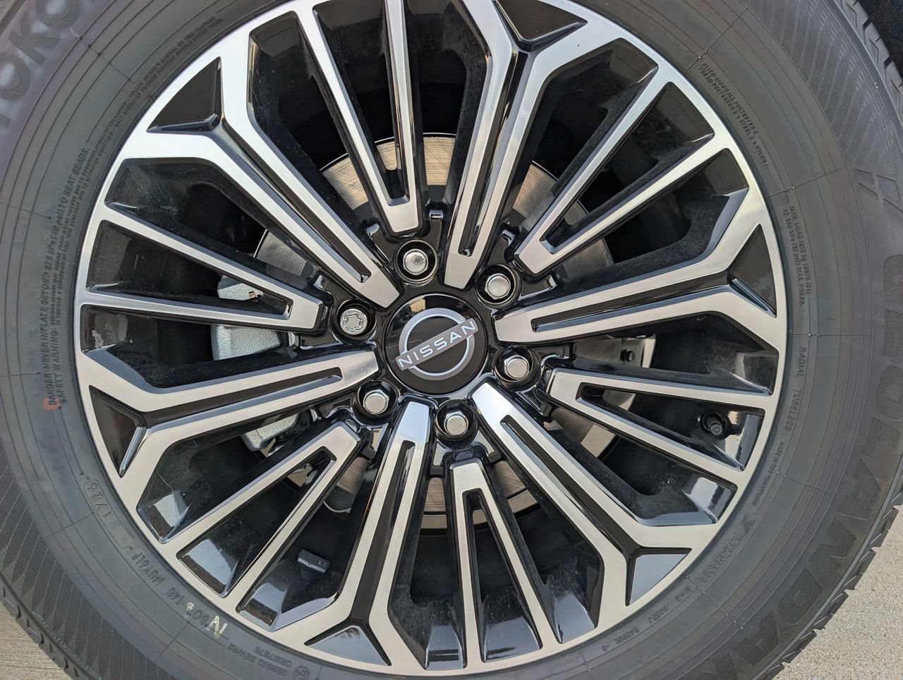 New 2026 Nissan Armada Platinum AWD/4WD image 6