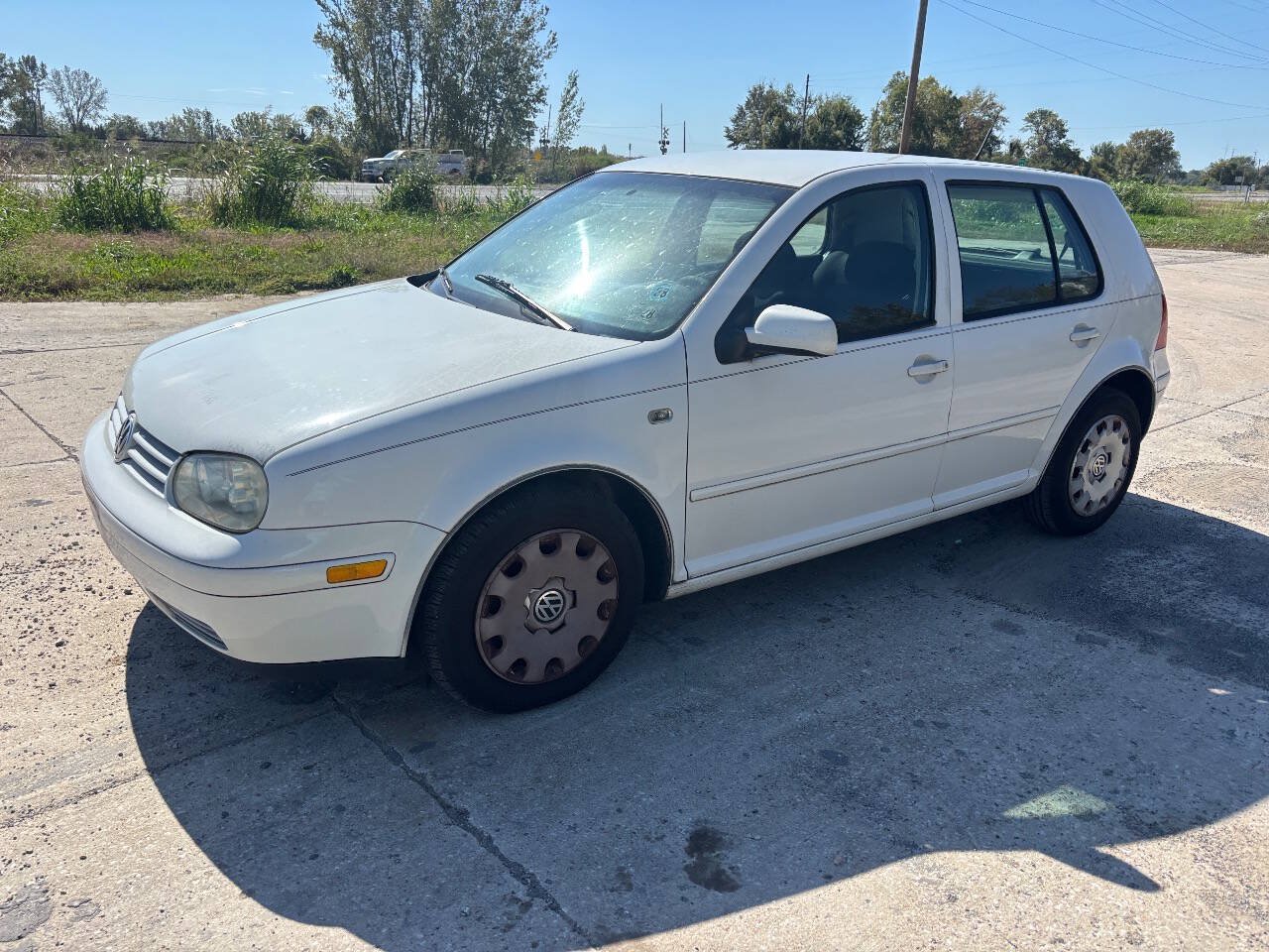 Used 2006 Volkswagen Golf GL FWD image 3