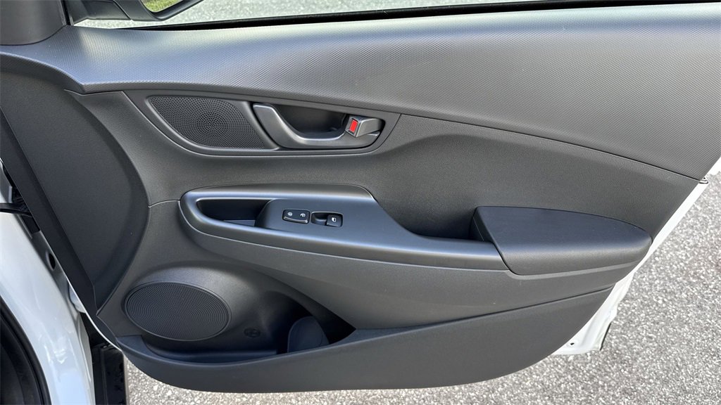 Used 2022 Hyundai Kona SEL image 42