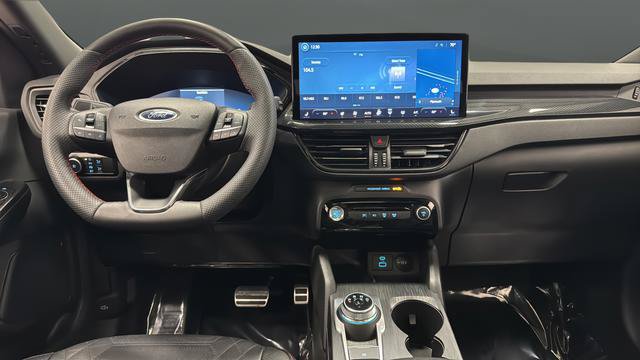 Used 2023 Ford Escape ST-Line Elite w/ Premium Technology Package AWD/4WD image 11