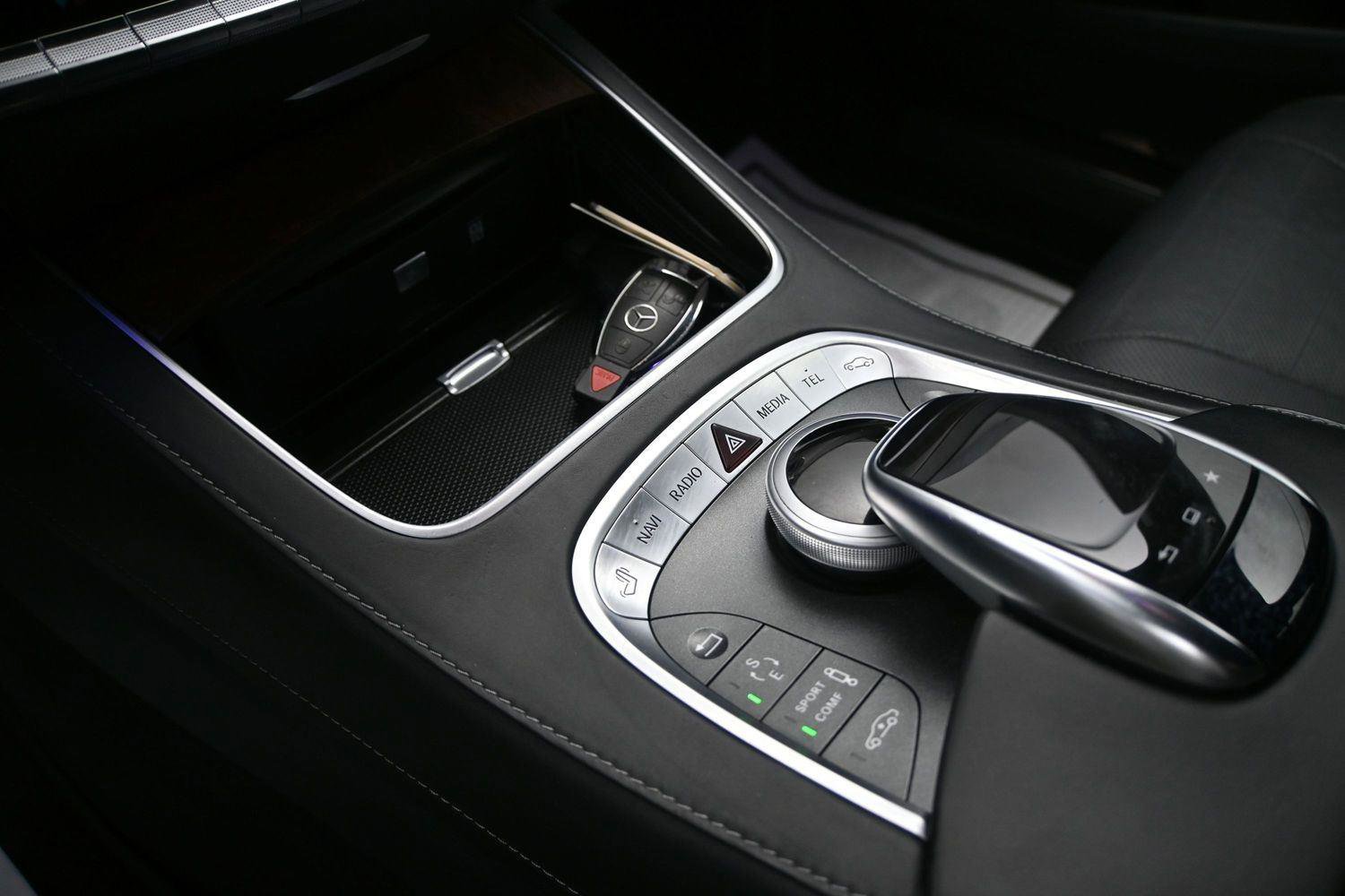 Used 2016 Mercedes-Benz S 550 4MATIC Sedan image 5