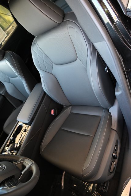 New 2025 Lexus RX 350 FWD image 18