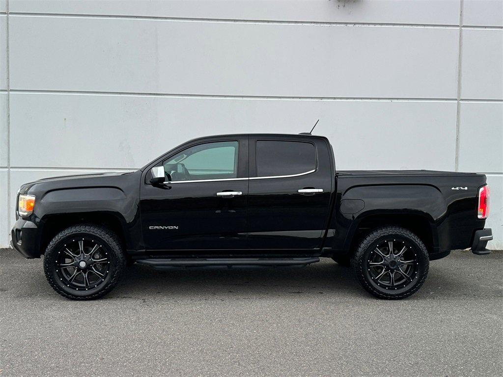 Used 2017 GMC Canyon SLT w/ Driver Alert Package image 4