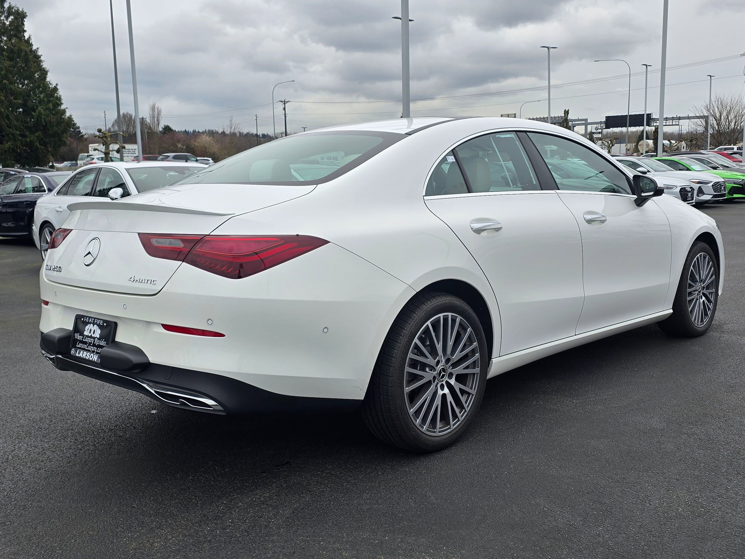 Used 2025 Mercedes-Benz CLA 250 4MATIC image 6