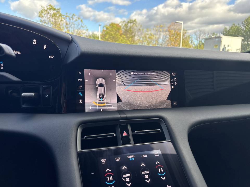 New 2025 Porsche Taycan w/ Premium Package RWD image 21