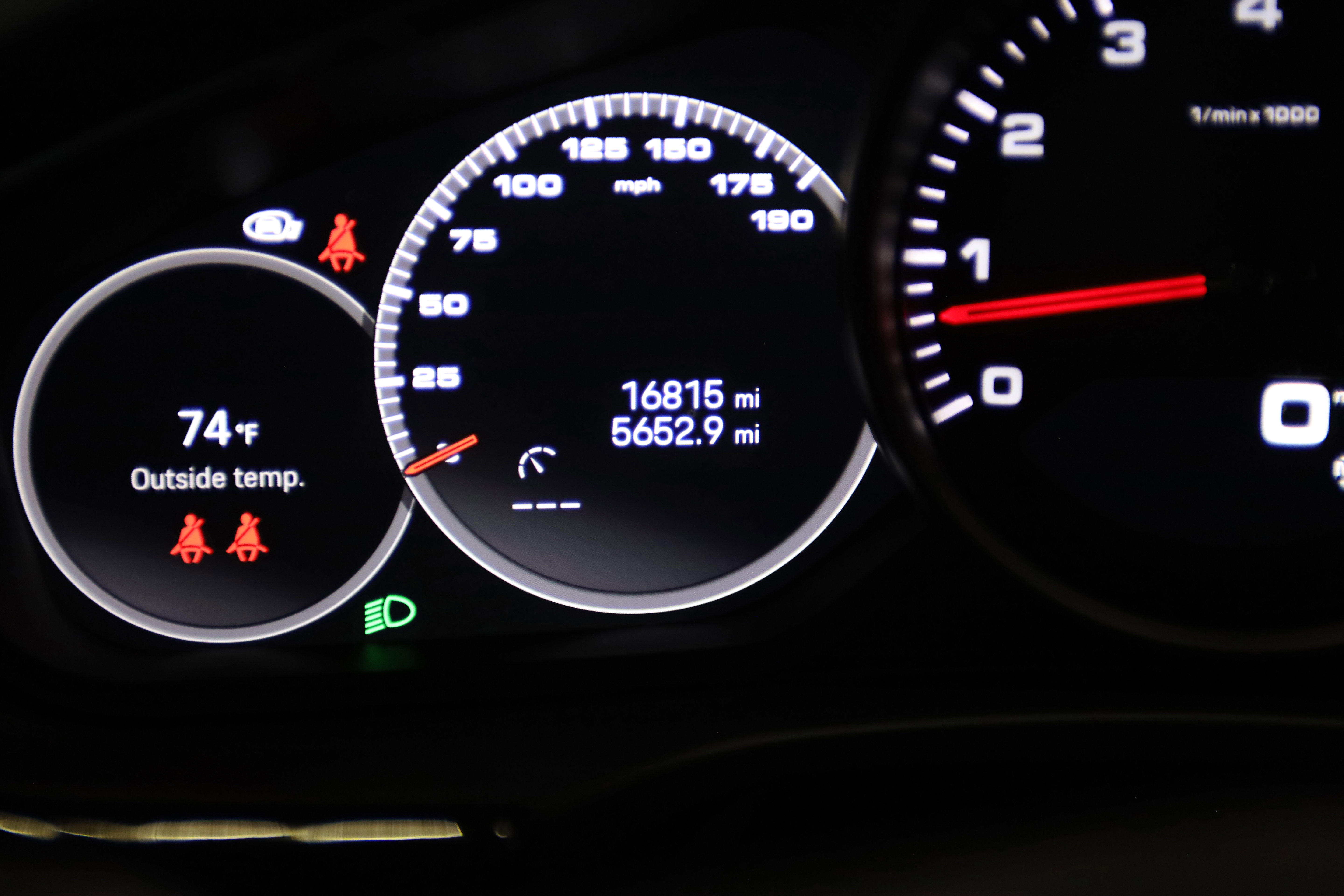 Used 2022 Porsche Panamera 4 AWD/4WD image 22