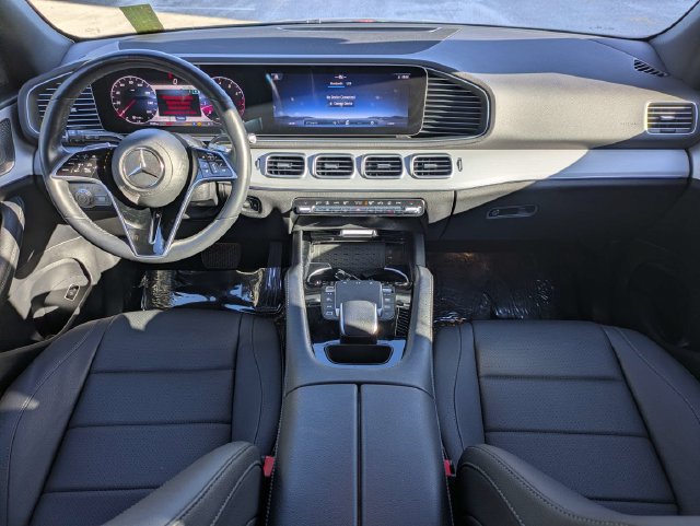 Used 2025 Mercedes-Benz GLE 350 4MATIC w/ Driver Assistance Package image 15