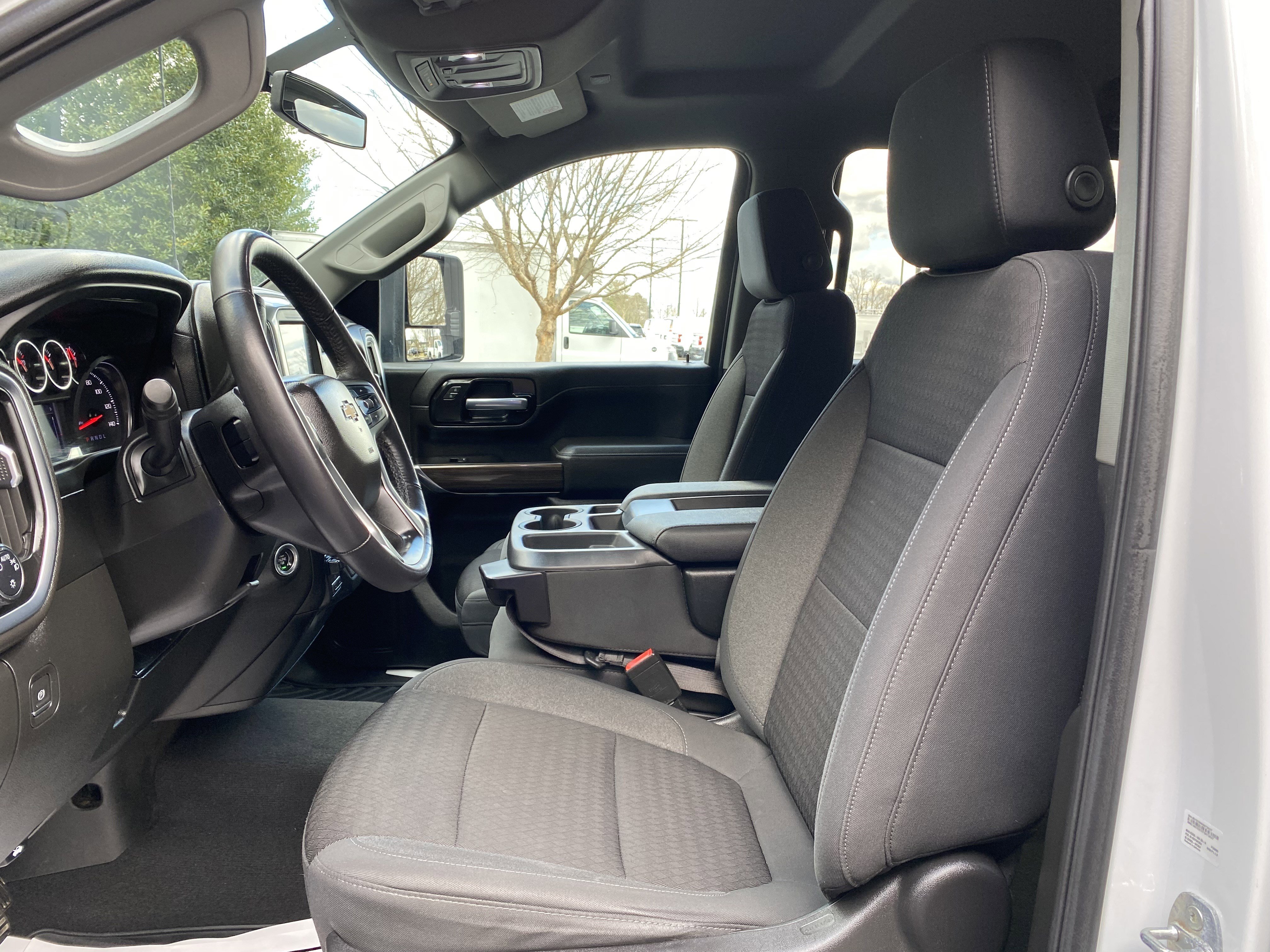 Used 2022 Chevrolet Silverado 2500 LT w/ Convenience Package image 16