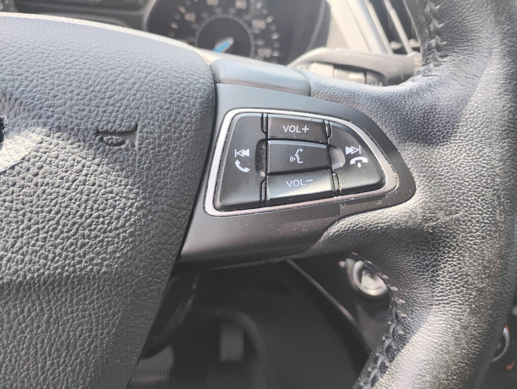 Used 2018 Ford Escape Titanium AWD/4WD image 23