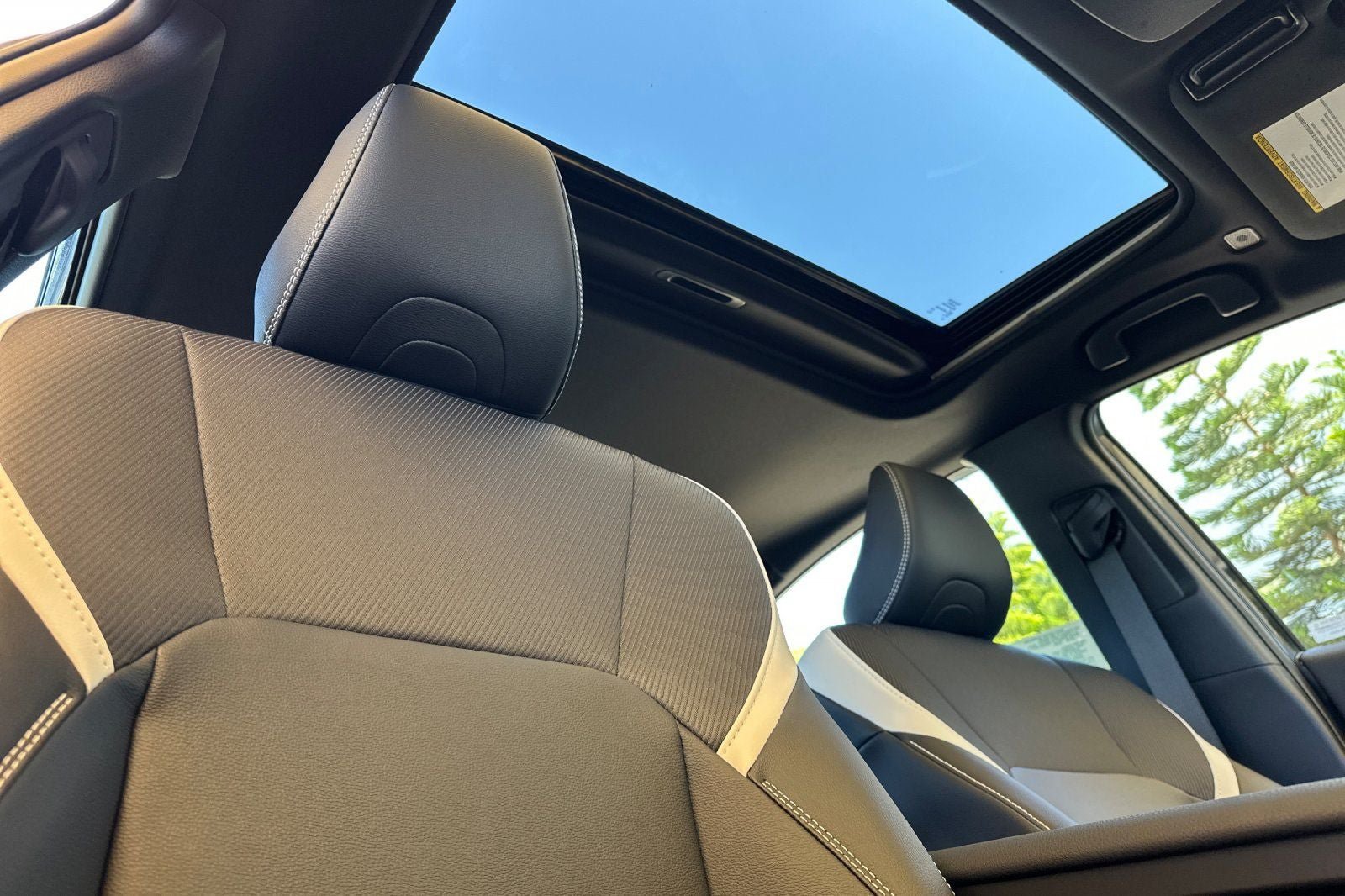 New 2026 Toyota Camry SE w/ Convenience Package FWD image 18