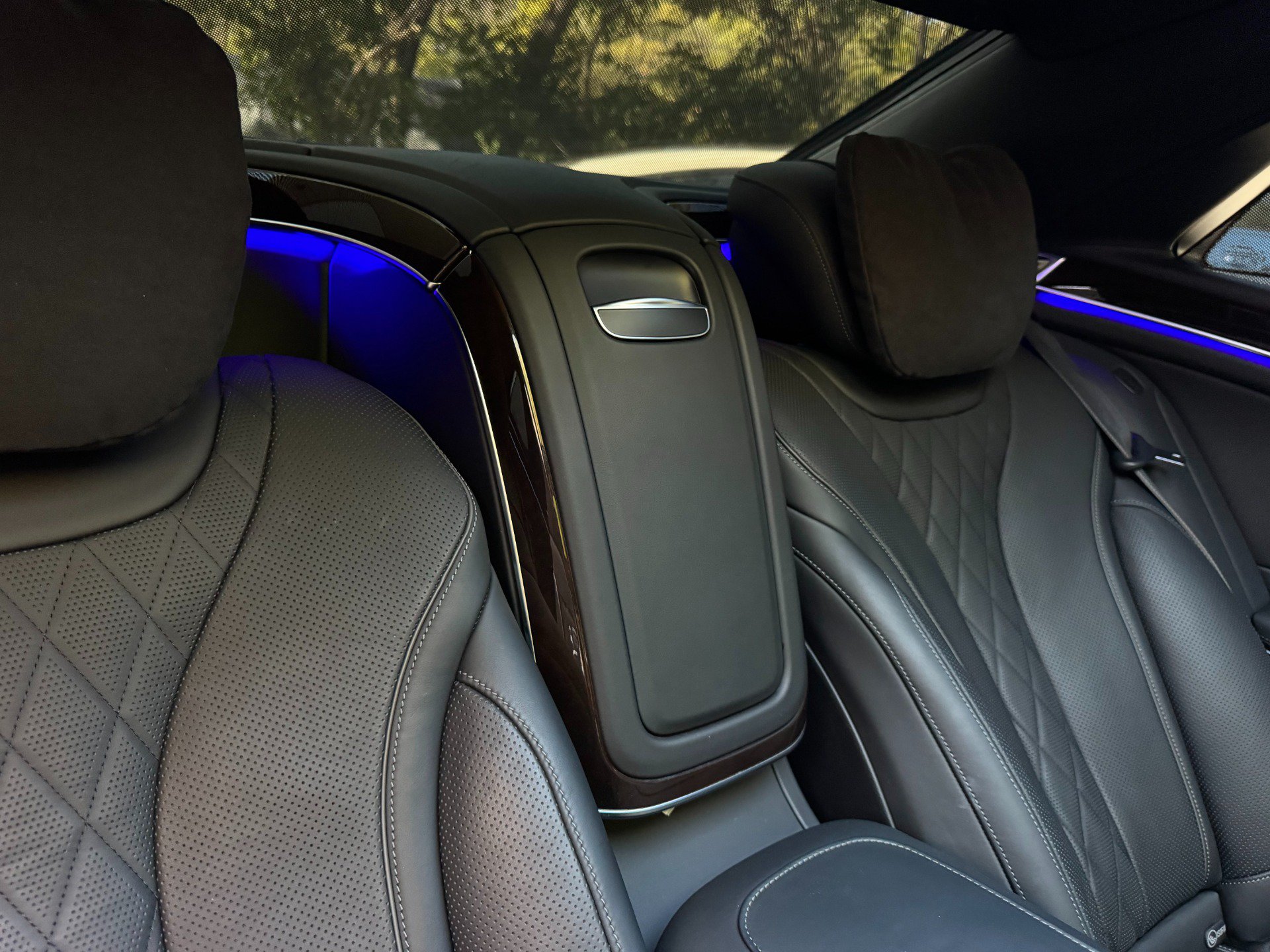Used 2020 Mercedes-Benz Maybach S 650 image 28