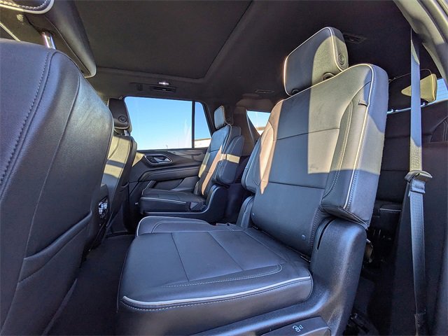 Used 2023 GMC Yukon SLT image 14