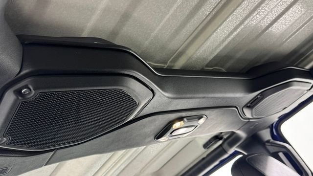 Used 2019 Jeep Wrangler Unlimited Sahara AWD/4WD image 37