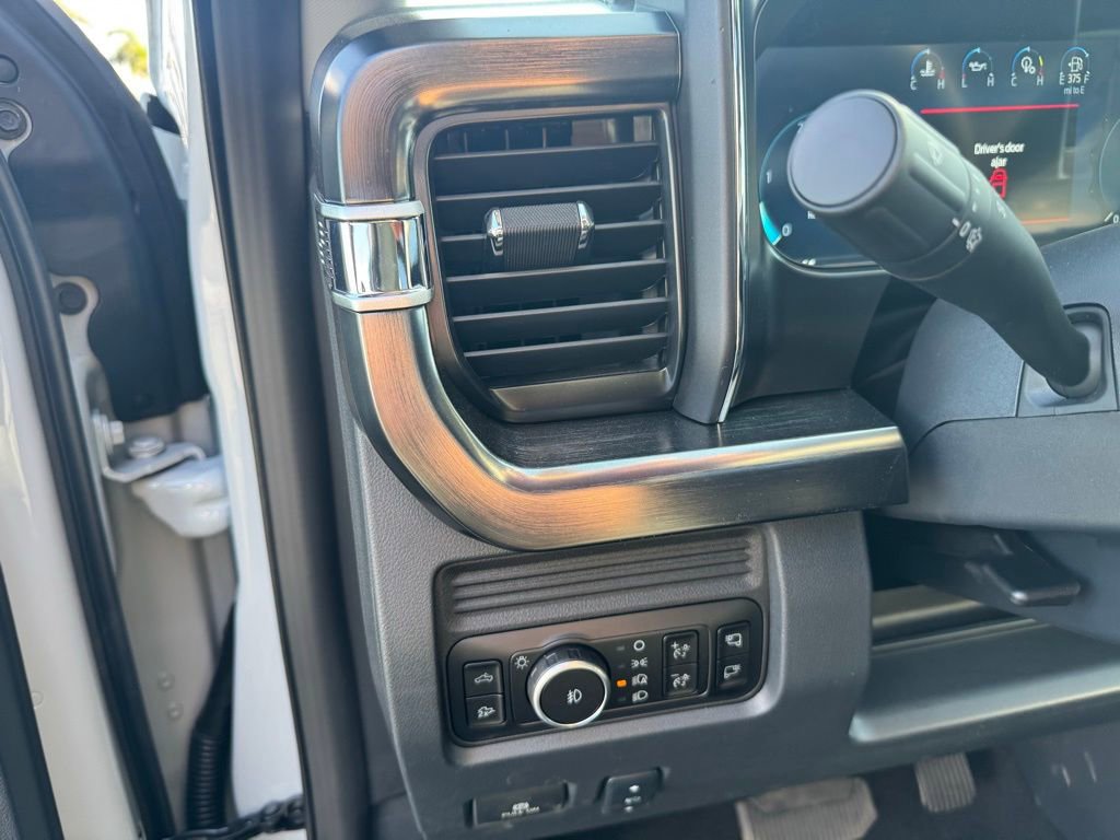 Used 2026 Ford F450 Lariat image 27
