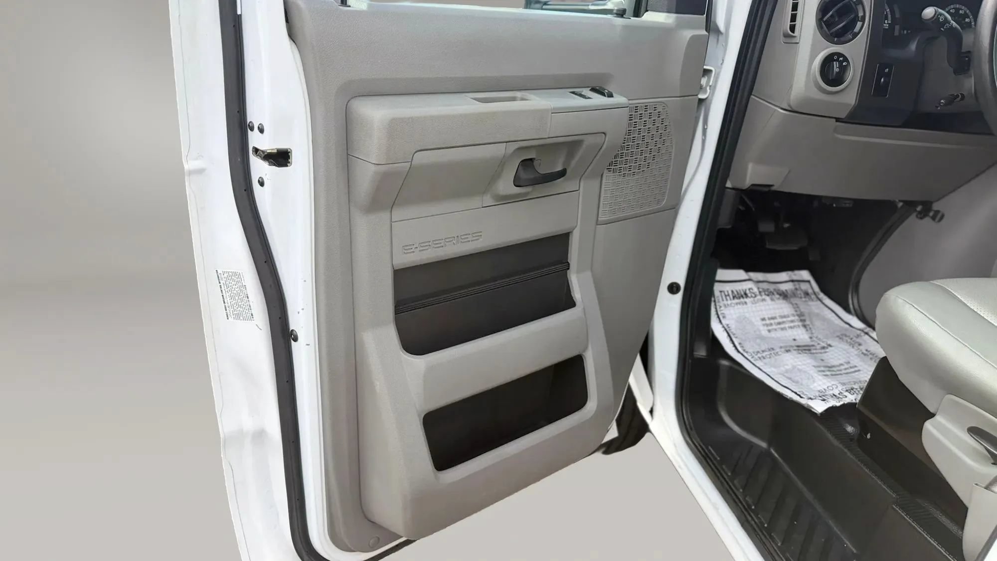 Used 2018 Ford E-350 and Econoline 350 Super Duty w/ Power Windows & Locks Group RWD image 9