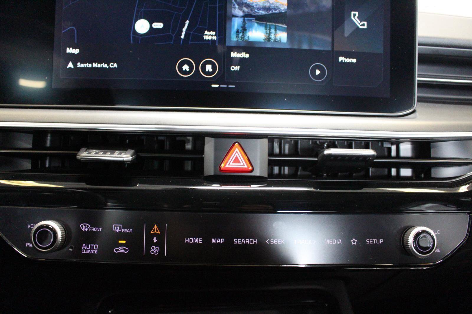 Certified 2025 Kia K5 GT-Line w/ GT-Line Premium Package image 23