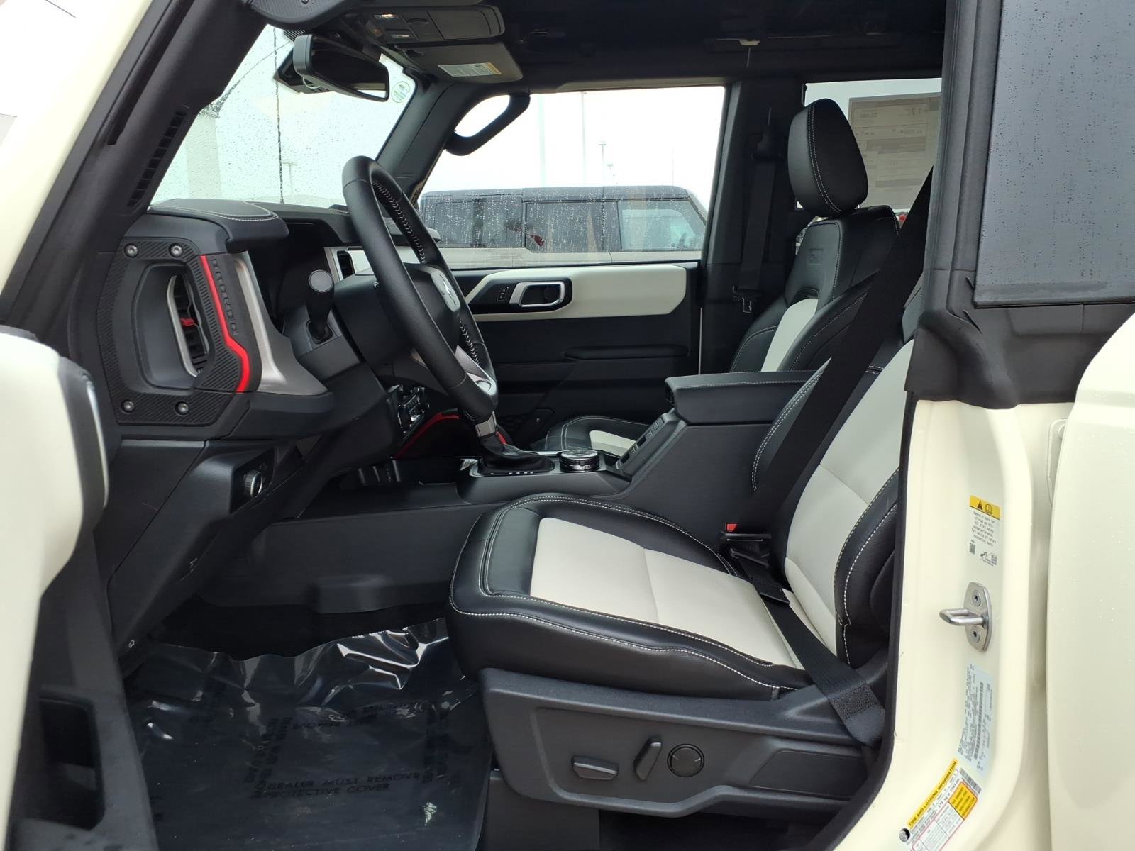 New 2026 Ford Bronco Outer Banks image 13