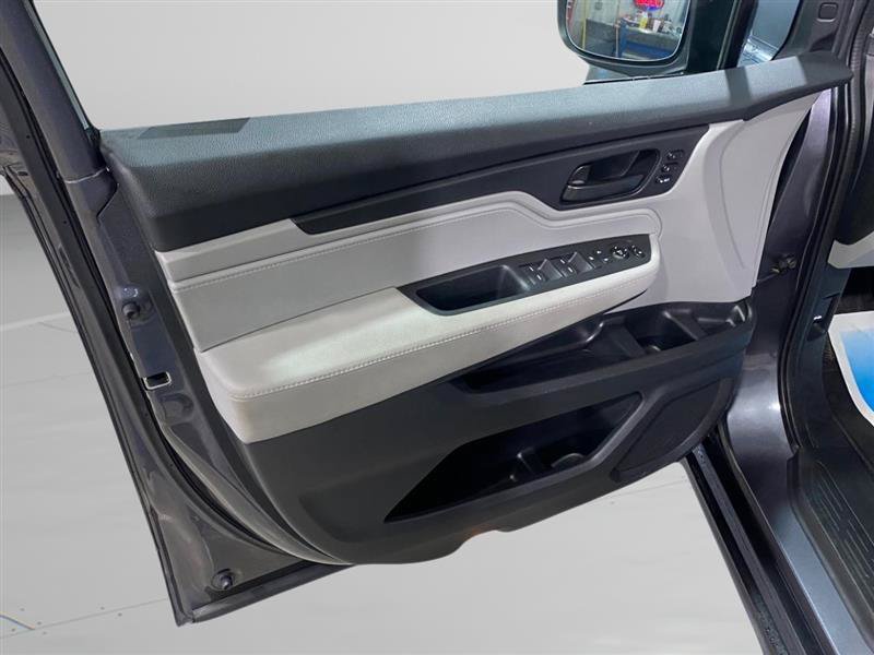 Used 2018 Honda Odyssey EX-L image 18