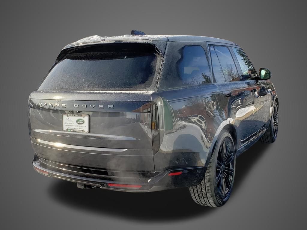 New 2025 Land Rover Range Rover SE image 5