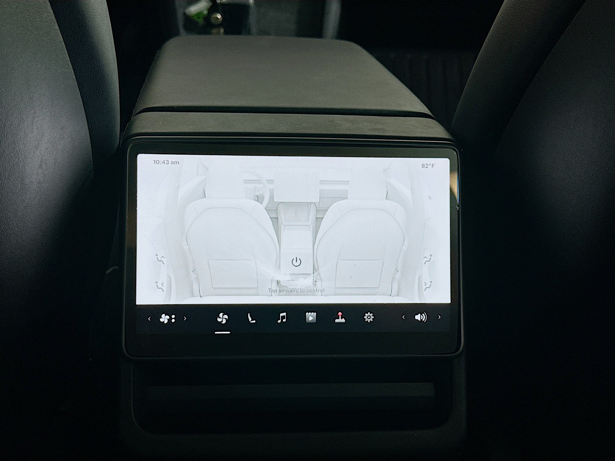 Used 2025 Tesla Model 3 Long Range AWD/4WD image 34