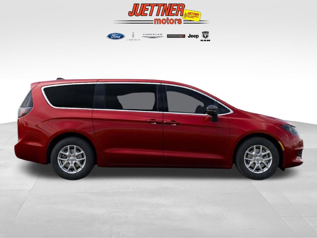 New 2026 Chrysler Voyager LX FWD image 8